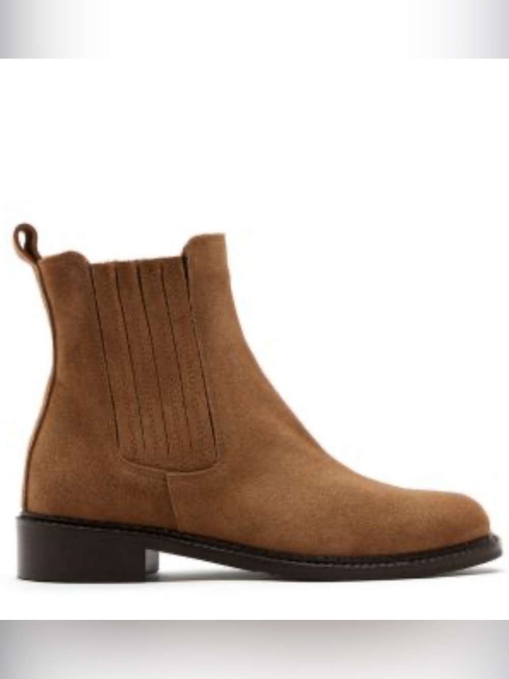 La Canadienne Siera Chelsea Boots NEW!
Size 6